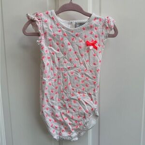 NWOT EPK 18M White and Pink Crown Print Kids Short Sleeve Bodysuit Onesie